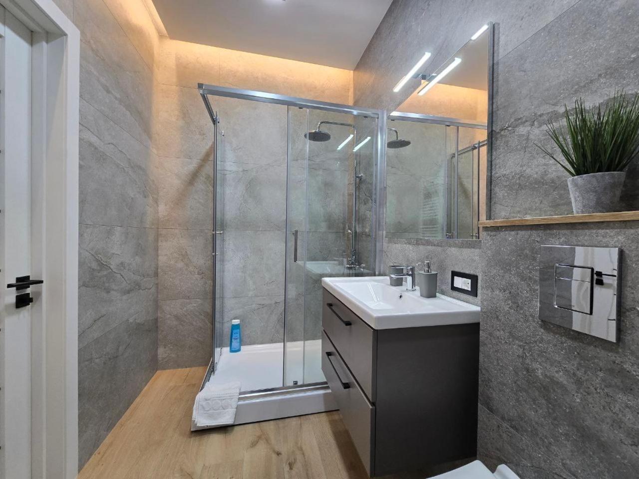 Апартаменты Oasis View